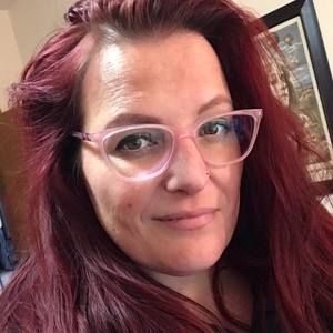 Meet your Posher, Holly